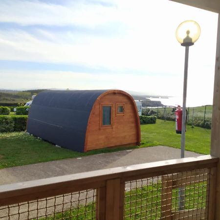 Bungalow 3 Personas - Camping Playa De Tapia ตาเปีย เด กาซาเรียโก ภายนอก รูปภาพ