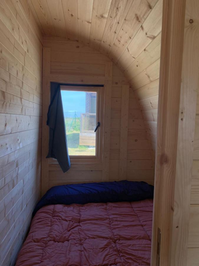 Bungalow 3 Personas - Camping Playa De Tapia ตาเปีย เด กาซาเรียโก ภายนอก รูปภาพ