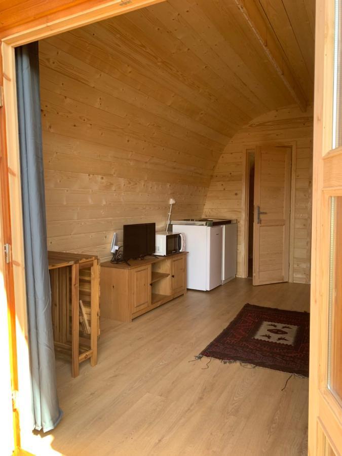 Bungalow 3 Personas - Camping Playa De Tapia ตาเปีย เด กาซาเรียโก ภายนอก รูปภาพ